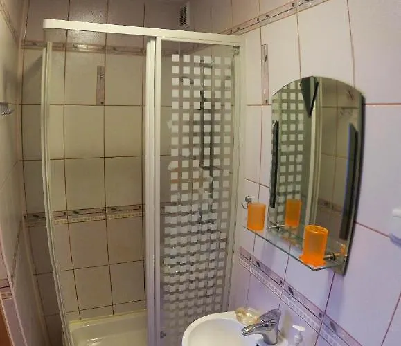 ホームステイ Modrysowka